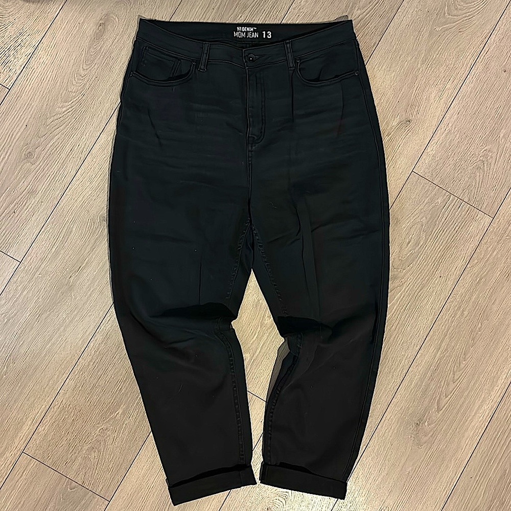 Hot Topic Mom Jeans size 13